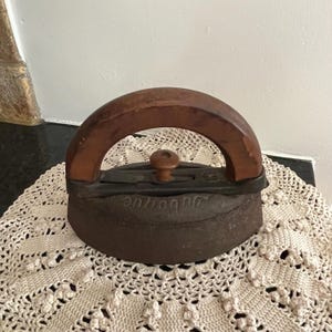Antique Sad Iron. Primitive Flat Iron. Dubuque Pott’s Iron. Laundry Room Decor. Housewarming Gift. Vintage Gift. Antique Home Decor.