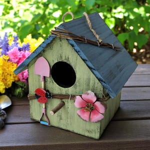 Wooden Bird House Bluebird Nesting Box - Durable Outdoor Wood Birdhouse - wooden bird house Watching Enthusiasts Gift