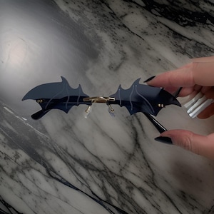 Halloween Rimless Bat Shaped Sunglasses - Unisex Vintage Shades for Female & Male