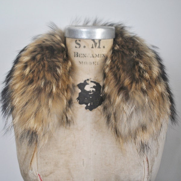 Raccoon Fur Collar / genuine fur