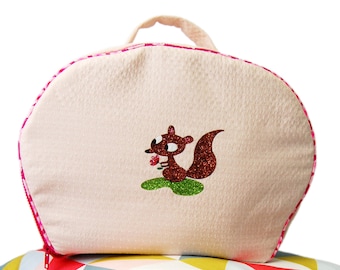 PDF pattern for the Fabric Suitcase.