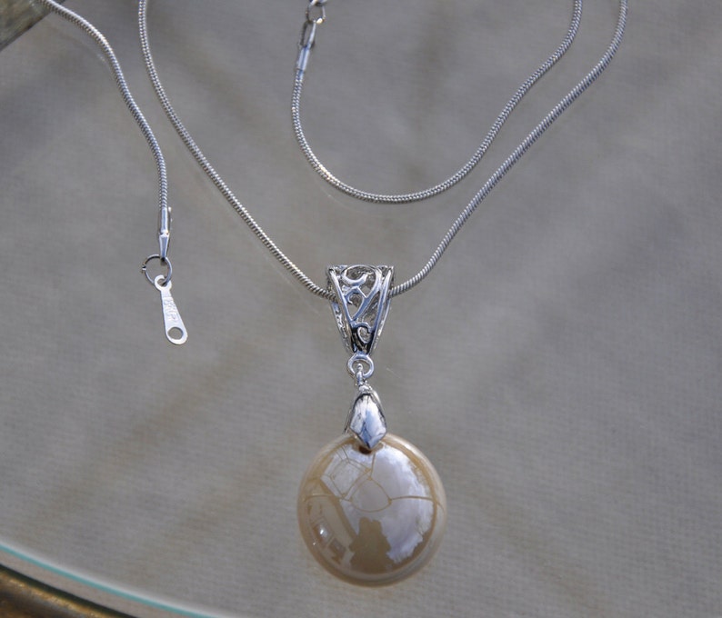 Pearl taupe glass drop necklace image 2