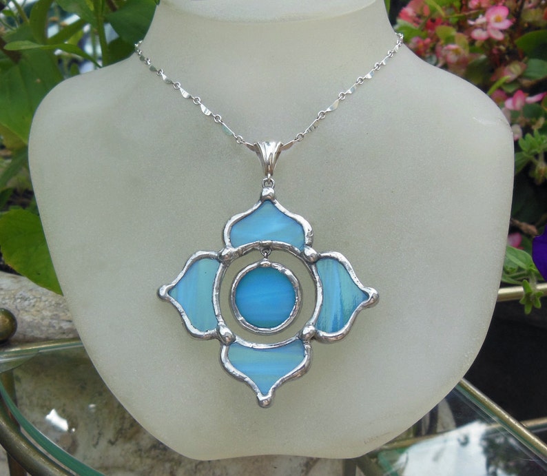 Sky Blue Stained Glass and sterling Lotus Necklace zdjęcie 2