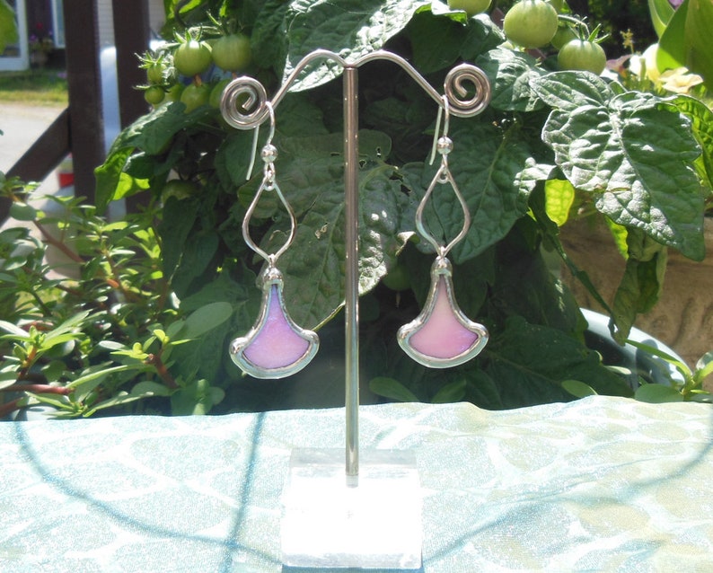 Pink fan leaf earrings image 3