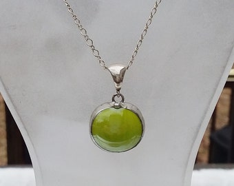 Apple green glass drop necklace