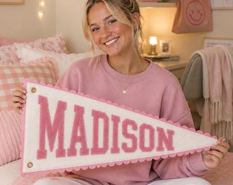 Custom Scalloped Dorm Name Pennant, Wavy Edge Pennant, ,Back to school Gifts for daughter,Girls room wall decor