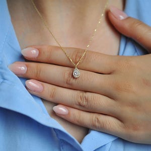 14K Gold Pear Cut Zircon Necklace: Minimalist Solitaire Pendant