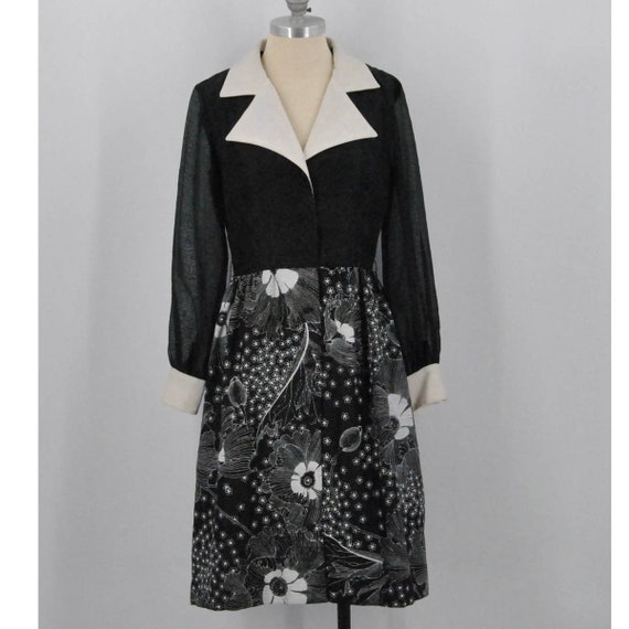 Vintage Alfred Shaheen Dress - image 1