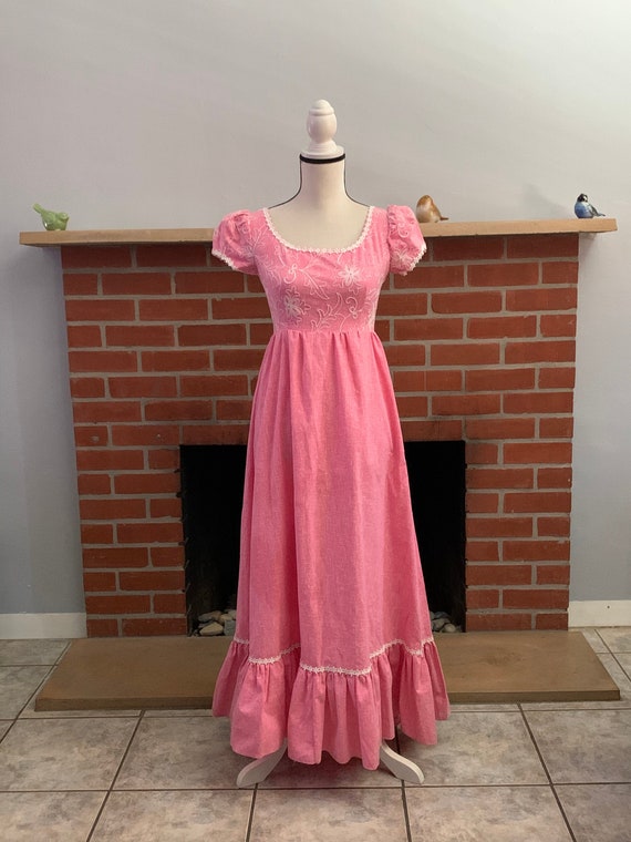 Vintage Pink Peasant Dress