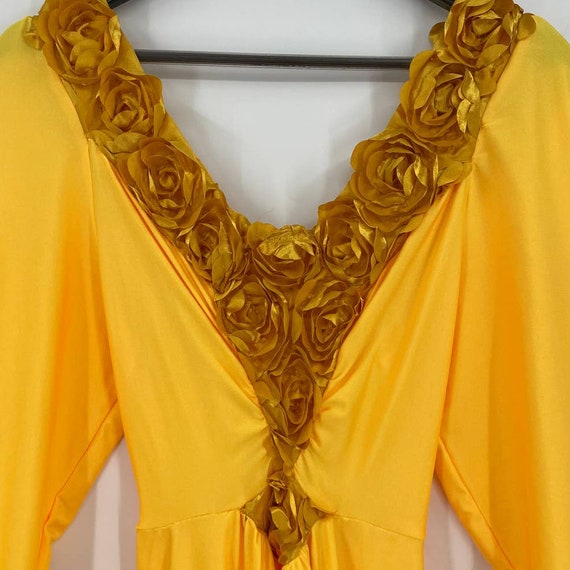 Vintage Gold Floral Dress - image 3