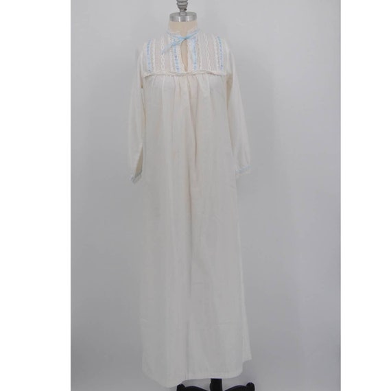 Vintage Iris Lingerie/ I.magnin Nightgown