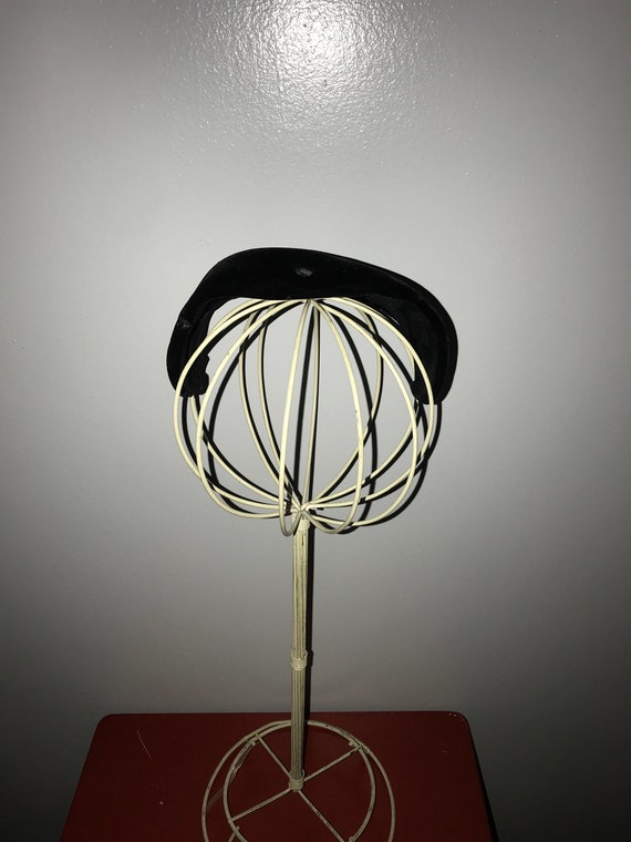 Velvet Fascinator