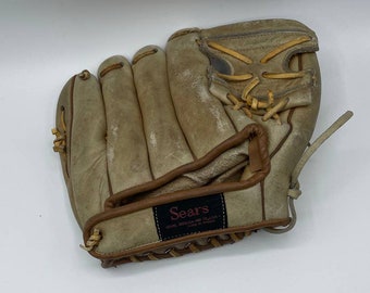 Vintage Sears Baseball Glove 1630