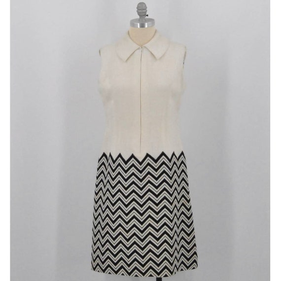 Vintage Chevron Print Dress - image 1