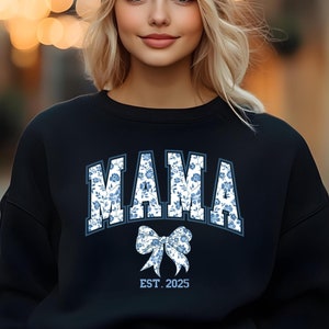 Mama Sweatshirt, Blue Ribbon Shirt, Aesthetic Gift for Mom, Cute Mom Shirt, Toile Bow Tee Chinoiserie Tee, Mom Floral Bow, Mothers Day Gifts