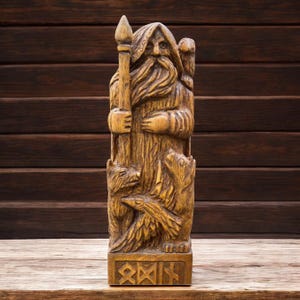 Small Wooden Altar Handcrafted Statue Odin Norse God of Wisdom and War Hand-Carved Wooden Figurine Powerful Altar Statue Heathen Figurine