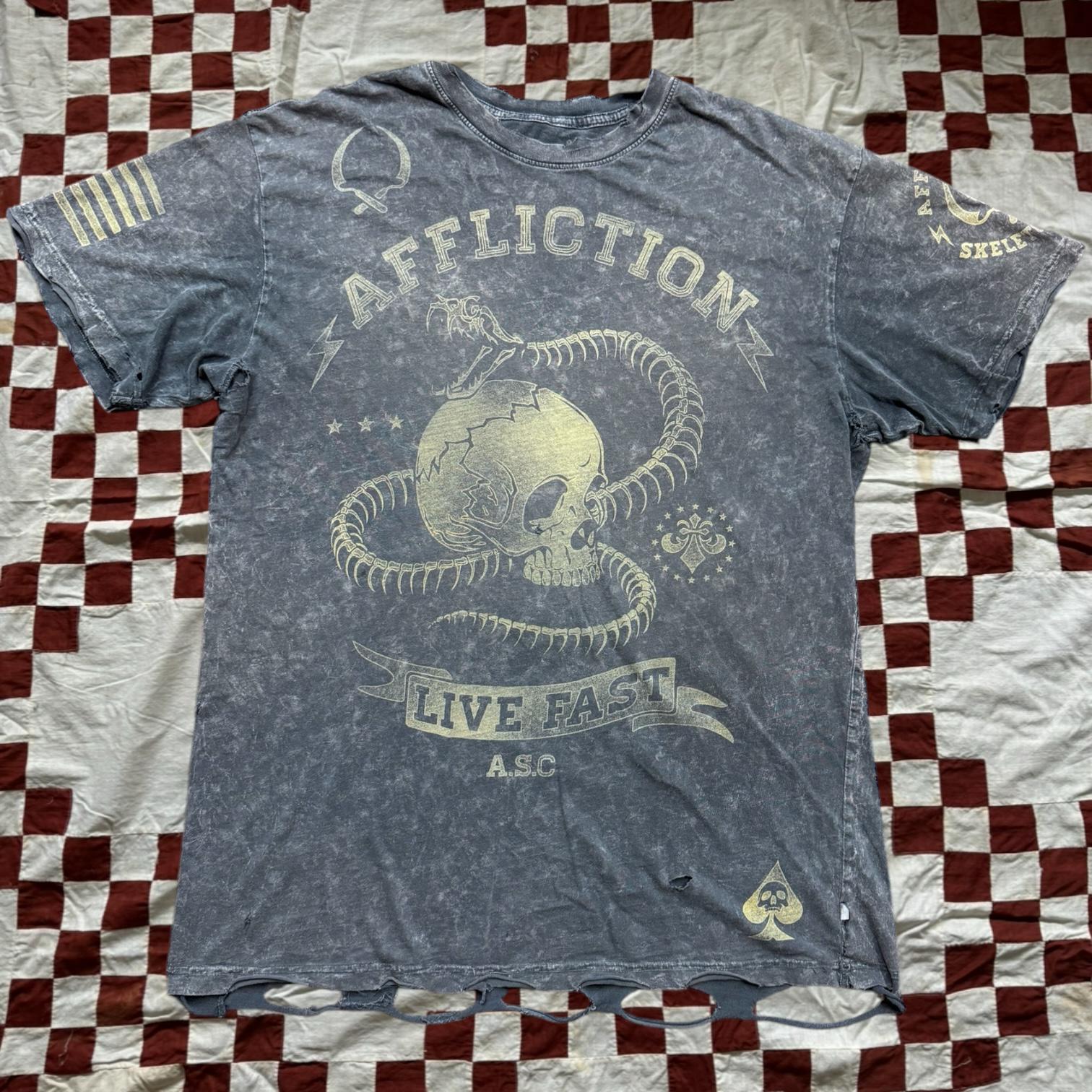 Affliction Snake Skull Live Fast Distressed T-shirt Made in Size 