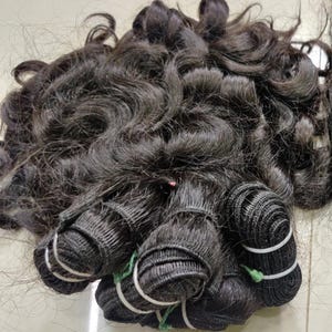 ショートベビーカーリーヘアウェフトバンドル