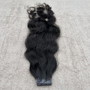 ナチュラルウェーブテープインヘアエクステンション