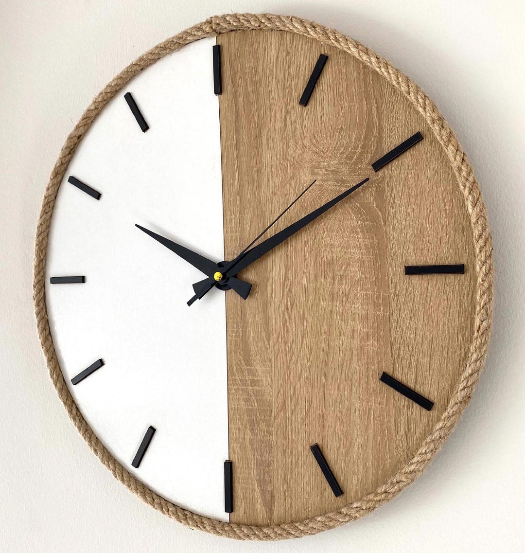 Wooden Wall Clock With Jute Rope for Living Room Decor, Battery ...