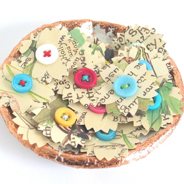 CLEARANCE 19 x Handmade Vintage Paper Flower Embellishments for Scrapbooking, Snail Mail, Junk Journal Supplies, BUJO, TNs and PLanners
