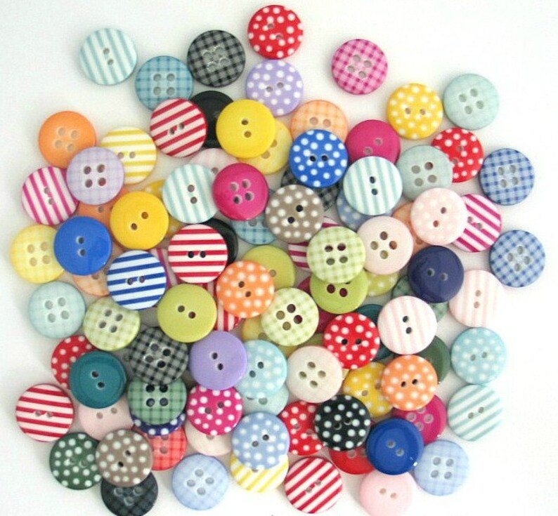 100 buttons. 100 buttons