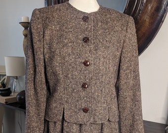 Appleseed's 2 Piece Tweed Suit Size P6