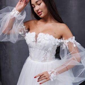 Detachable bridal sleeves Removable sleeves Gloves Sleeves Detachable Sleeves Ivory tulle sleeves Bride Gloves  Tulle Sleeves Bridal