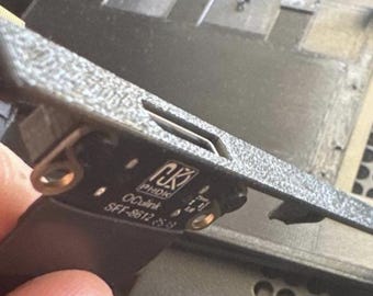 Framework 16 Laptop Oculink Bezel Mount: PCIe eGPU Adapter