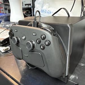 Steam Machine Controller Charging Dock | Slide-On Front Mount for Valve Steam Controller | No Mods, No Magnets | 3D Printed