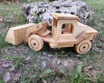 Handmade Wooden Construction Truck – Natural Montessori Toy