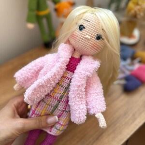 Crochet Enid Sinclair Figurine - Etsy