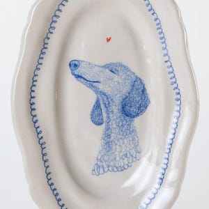 Your Pet on a Plate – Handmade Ceramic or Porcelain with Blue Pencil Drawing 190x120 mm