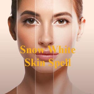 Könnte beinhalten: Das Gesicht einer Frau ist in drei Abschnitte unterteilt, die verschiedene Hauttöne zeigen. Der Text "Snow White Skin Spell" ist über das Bild gelegt.