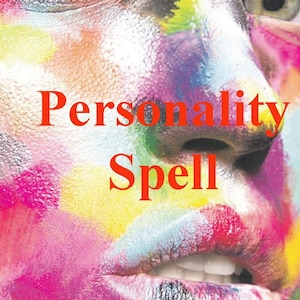 Może przedstawiać: Zbliżenie na twarz osoby z kolorowymi plamami farby. Tekst "Personality Spell" jest napisany czerwonymi literami.