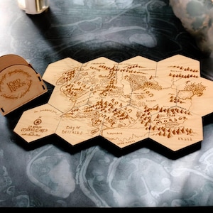 Ensemble de sous-bocks carte Le Seigneur des anneaux, carte de la Terre du Milieu sous-bock en bois LOTR, fan art LOTR, cadeau Tolkien, cadeau de fête des pères pour papa, décoration de maison
