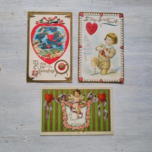 3 Cartões Postais Antigos de Dia dos Namorados Cupidos Coração Flores Em Relevo Lote