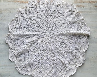 Vintage White Hand Crocheted Ruffled Doily Pineapple 21" Diam.