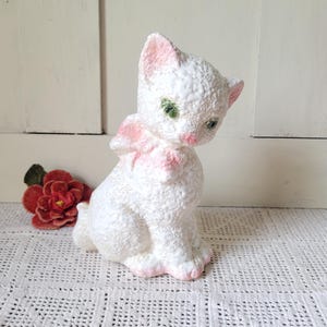 Vintage 1950s Spaghetti Ceramic Cat Planter - Kitschy Sugar Glaze White Kitty Figurine - Mid-Century Japan Pottery