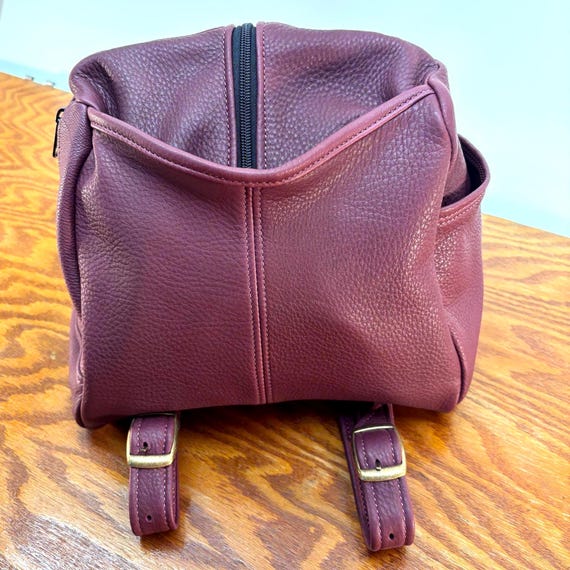 daisy backpack leather BP08 - Egg Shell Tooled High Sierra - Pathway Backpack Dimensions Color:Blue / Navy home & office
