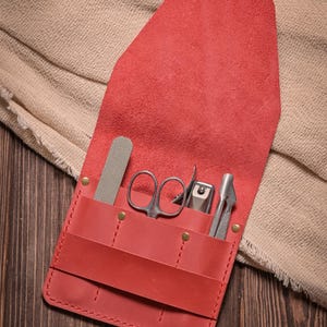 Personalized leather manicure case, Manicure set case for women, Manicure tool case, Manicure case holder, Manicure tool organizer