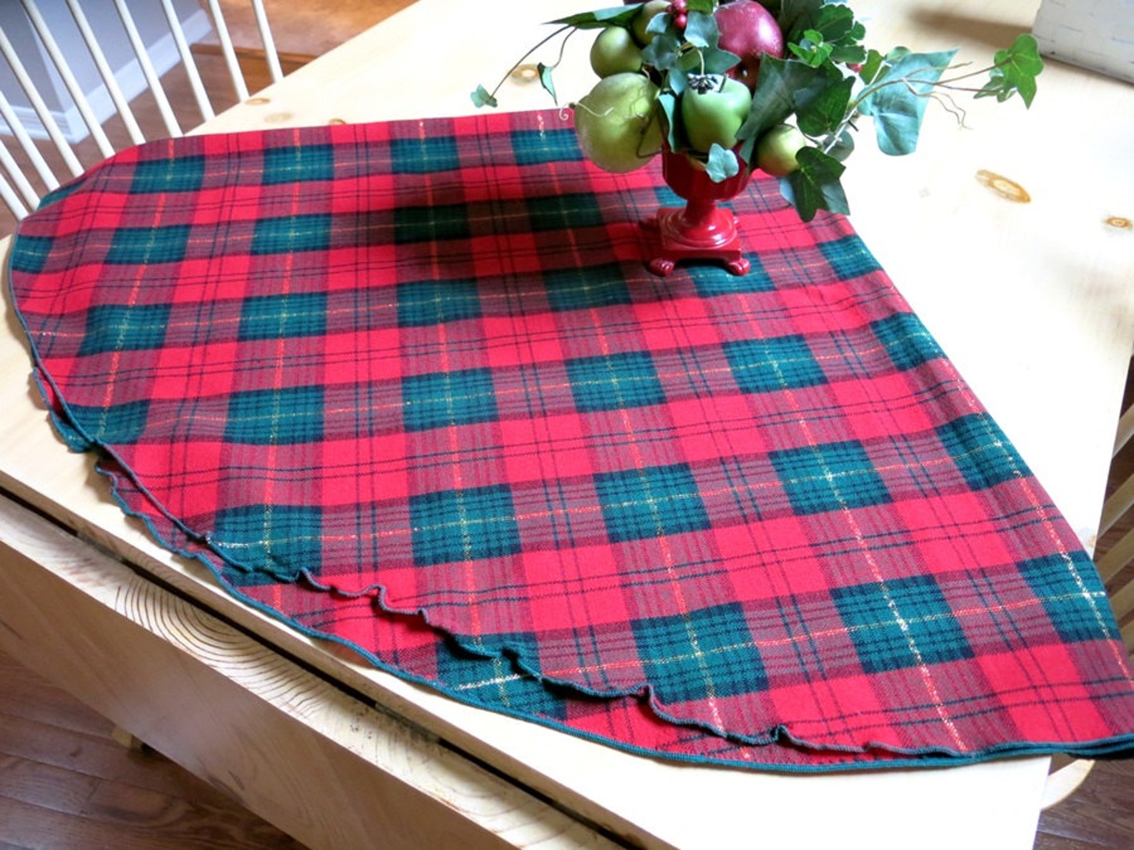 Christmas Plaid Round Tablecloth Tartan Wool Blend Vintage Etsy Christmas Plaid Round Tablecloth Tartan Wool Blend Vintage Etsy