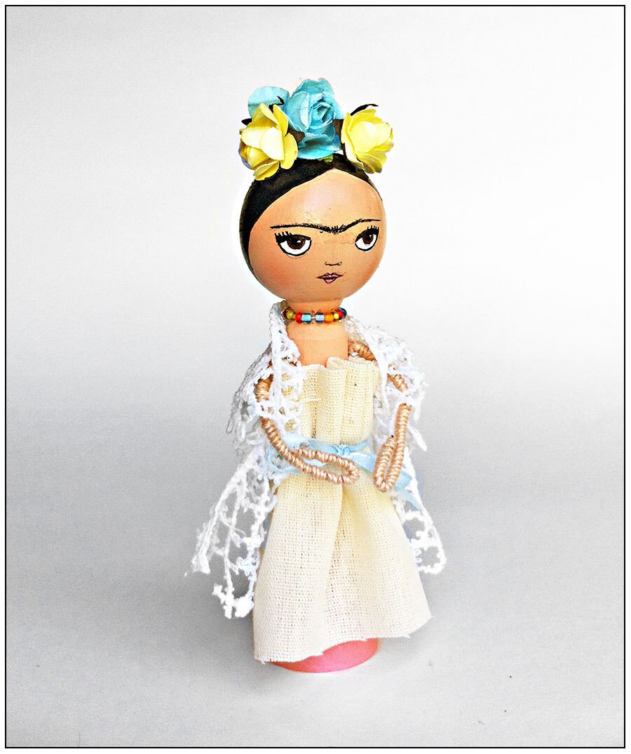 Mexican 2024 clothespin doll