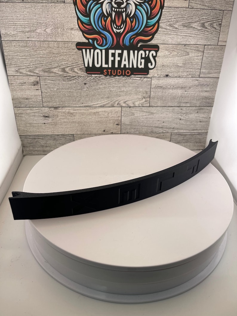 Fluval Flex 32.5 Aquarium Lid Prop (Set of 2) – Hands-Free Maintenance Tool