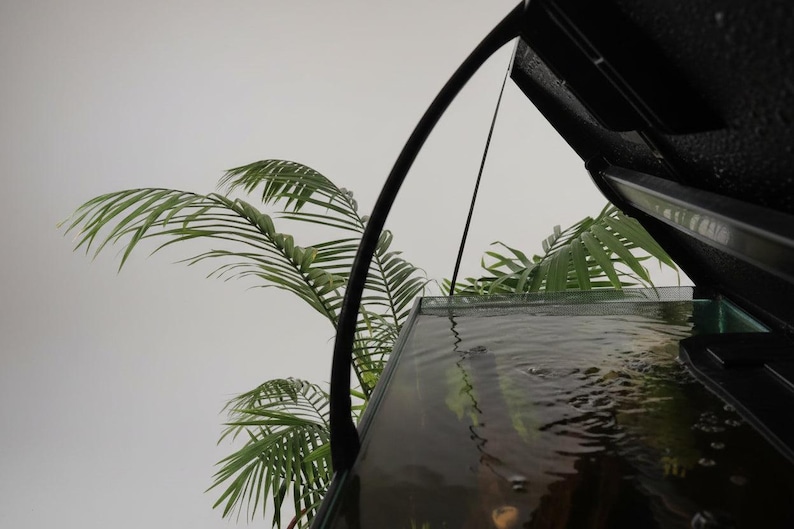 Fluval Flex 32.5 Aquarium Lid Prop (Set of 2) – Hands-Free Maintenance Tool