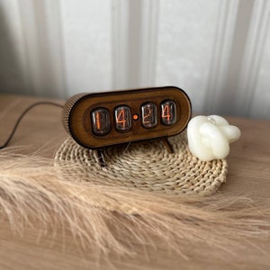 Bestseller Nixie Tube clock, Nixie uhr, Neon sign, Small clock, Christmas gift, Nixie alarm clock