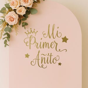 Spaanse 1e verjaardag decoratie Mi Primer Añito sticker vinyl met kroon en sterren sticker decor achtergrond, muur of acryl bord ea4658