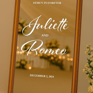 Calcomanía para espejo de boda / Aquí está para siempre / Nombre del novio y la novia personalizables / Fecha / Para espejo de ventana de cartón acrílico / Decoración personalizada w15