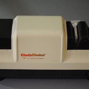 Vintage Chef'sChoice Electric Knife Sharpener – Heavy Duty, Works Perfectly!