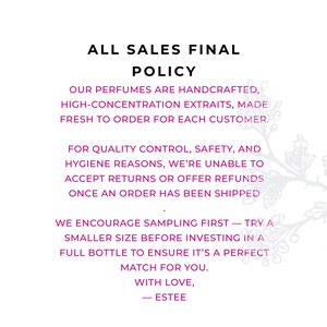 Op de afbeelding: Witte achtergrond met tekst in zwart en paars. De tekst luidt "ALL SALES FINAL POLICY" en beschrijft het retourbeleid van het bedrijf, met de nadruk op handgemaakte parfums en het belang van proeven.